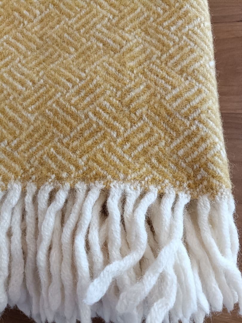KLIPPAN ラムウール ブランケット　 毛布　クリッパン　イエロー