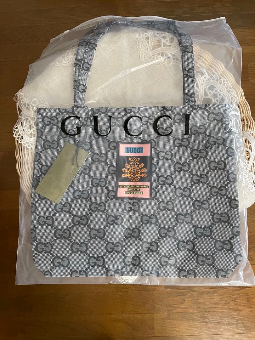 GUCCI ロゴ キャンバストートバッグ ノベルティー
