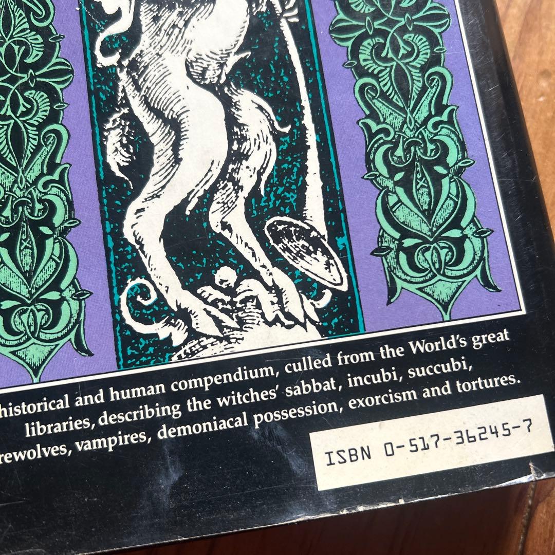 洋書　魔女学　悪魔学　辞典