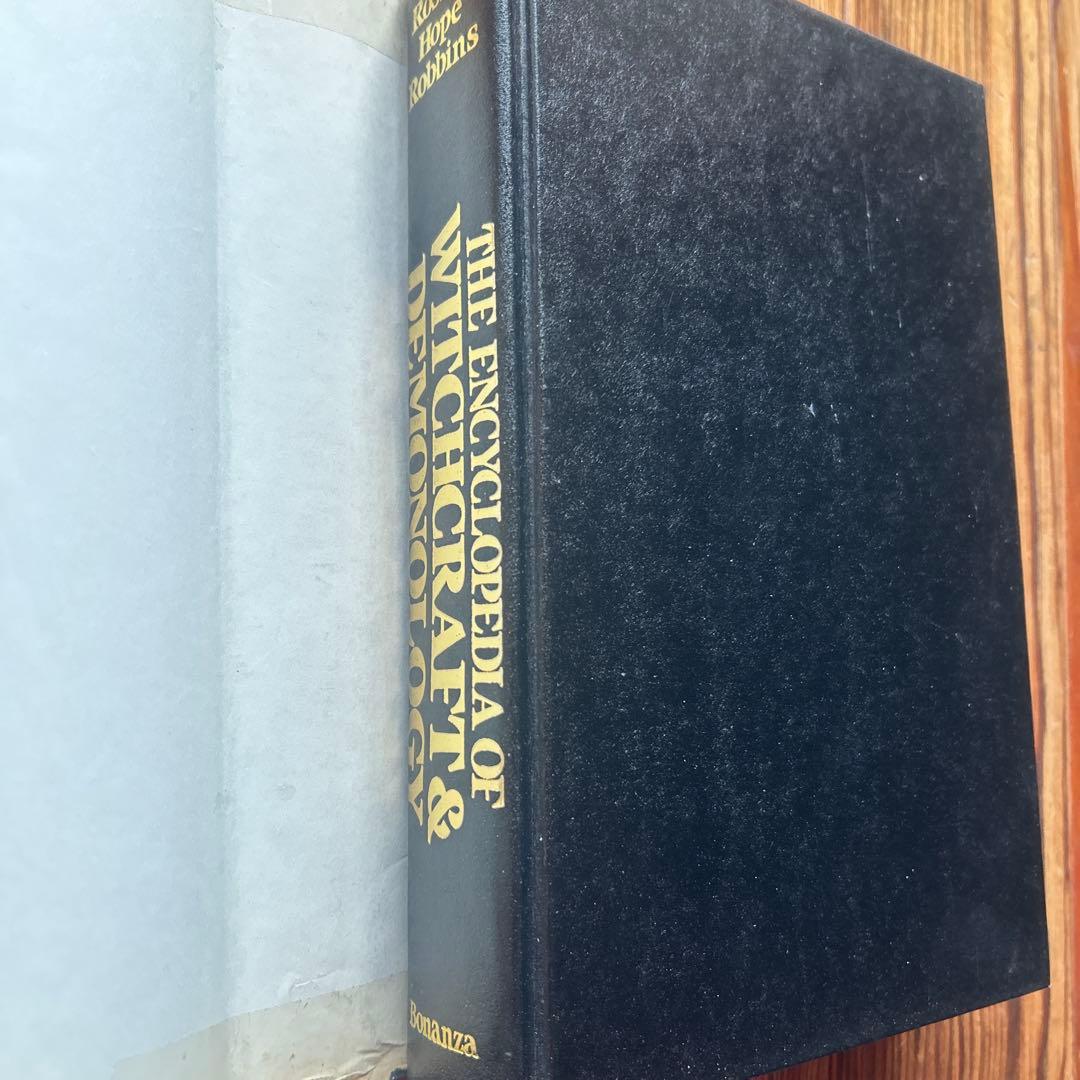 洋書　魔女学　悪魔学　辞典