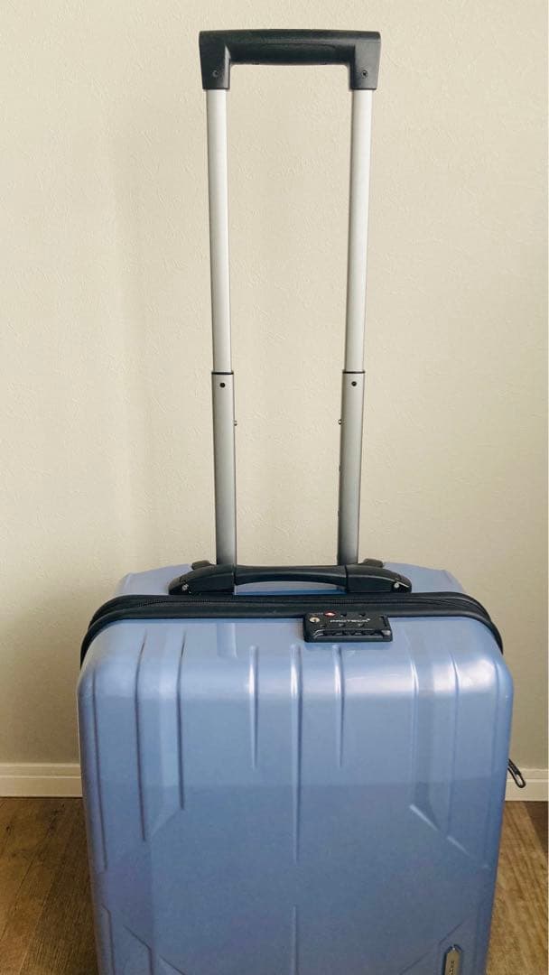 お*で様 【期間限定お値下】機内持ち込みスーツケース(プロテカ)