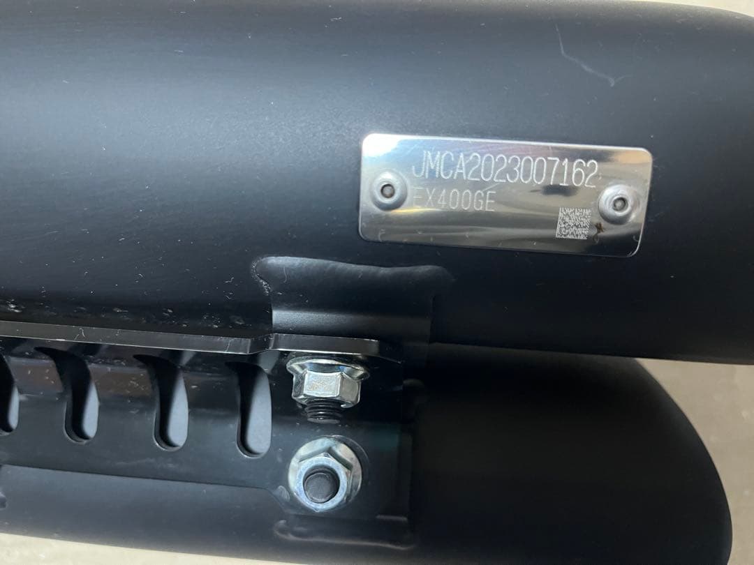 エリミネータースリップオンマフラー モリワキ　CROSS TWIN BLACK