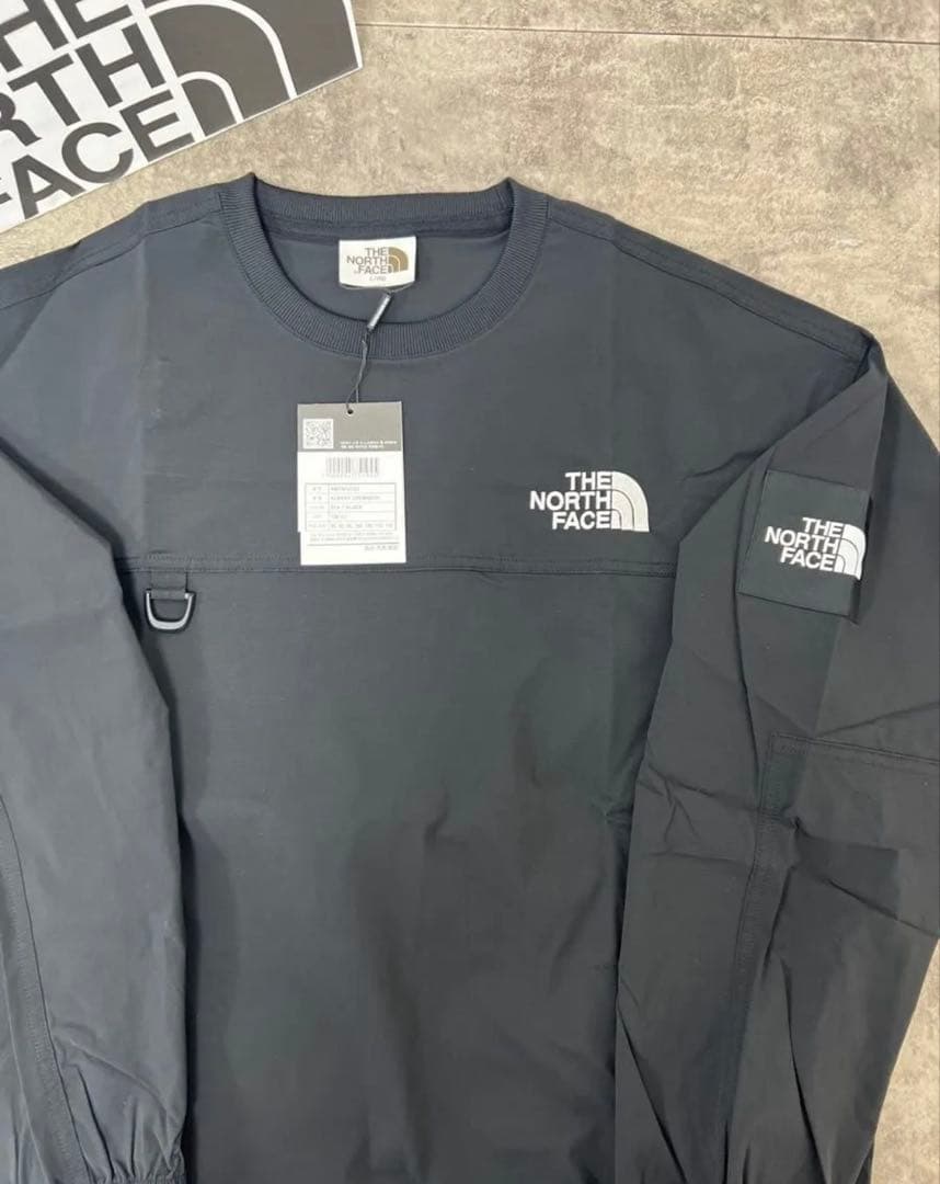 ノースフェイス　韓国限定品　バイカラー 切替ワンポイント クルーネックトップス