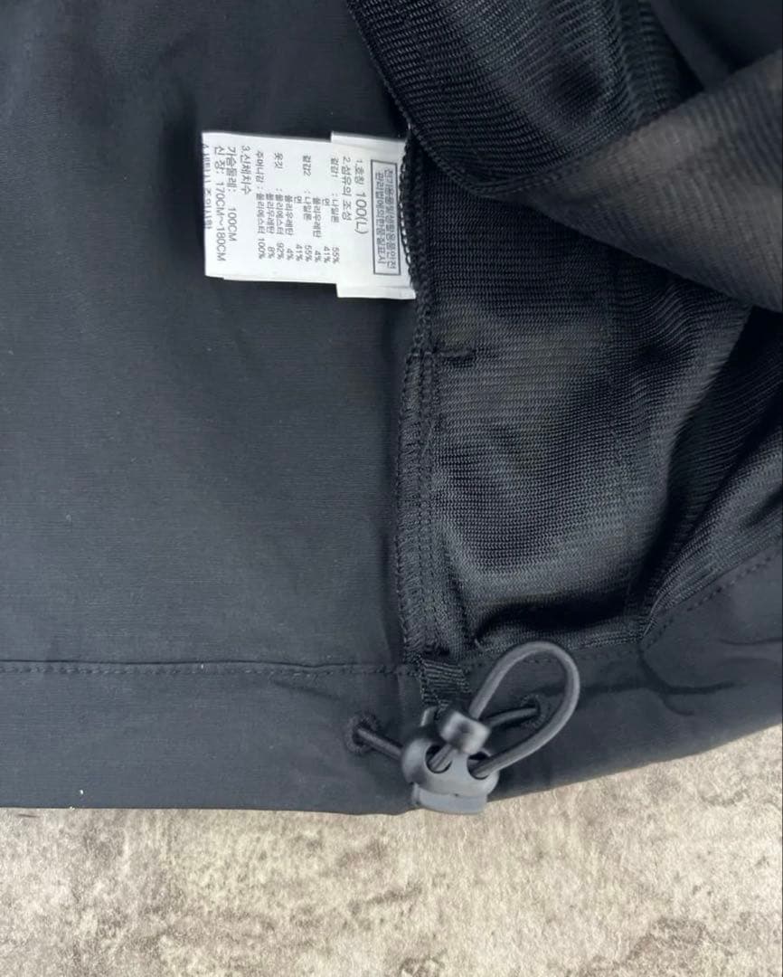 ノースフェイス　韓国限定品　バイカラー 切替ワンポイント クルーネックトップス