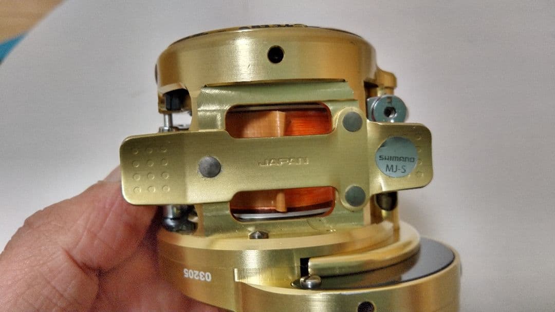 SHIMANO 14CALCUTTA 201 ベイトリール　カルコン