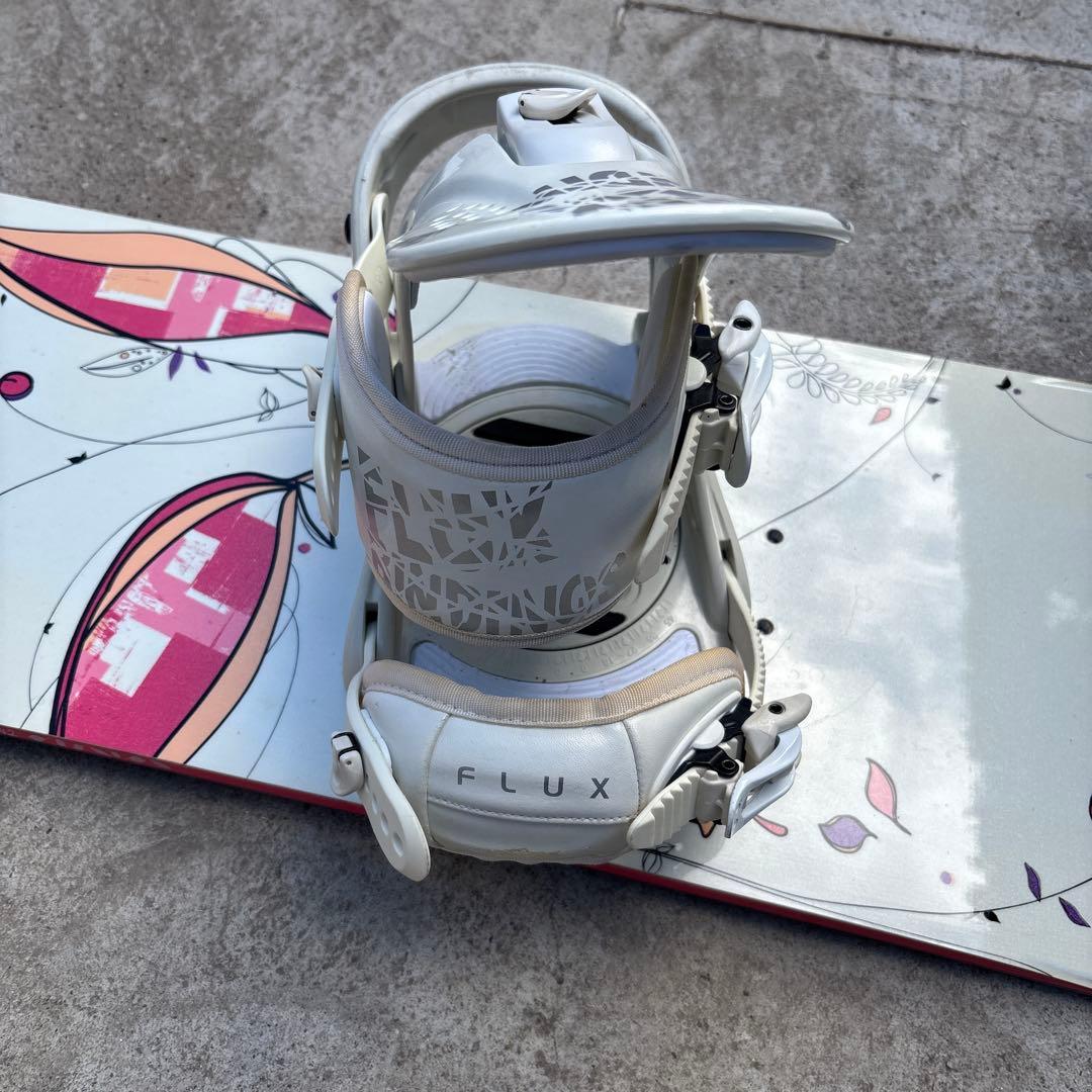 FLUX 花柄ビンディング ホワイト