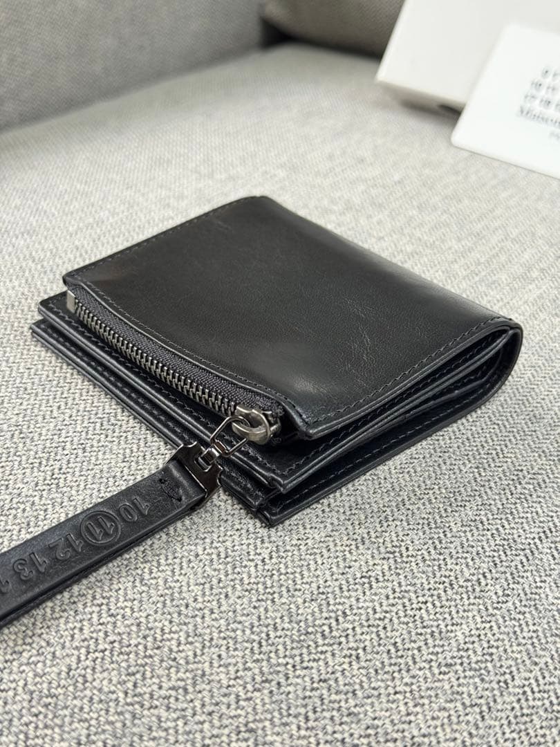 メゾン マルジェラ 4ステッチ 2つ折り財布 ブラックレザー