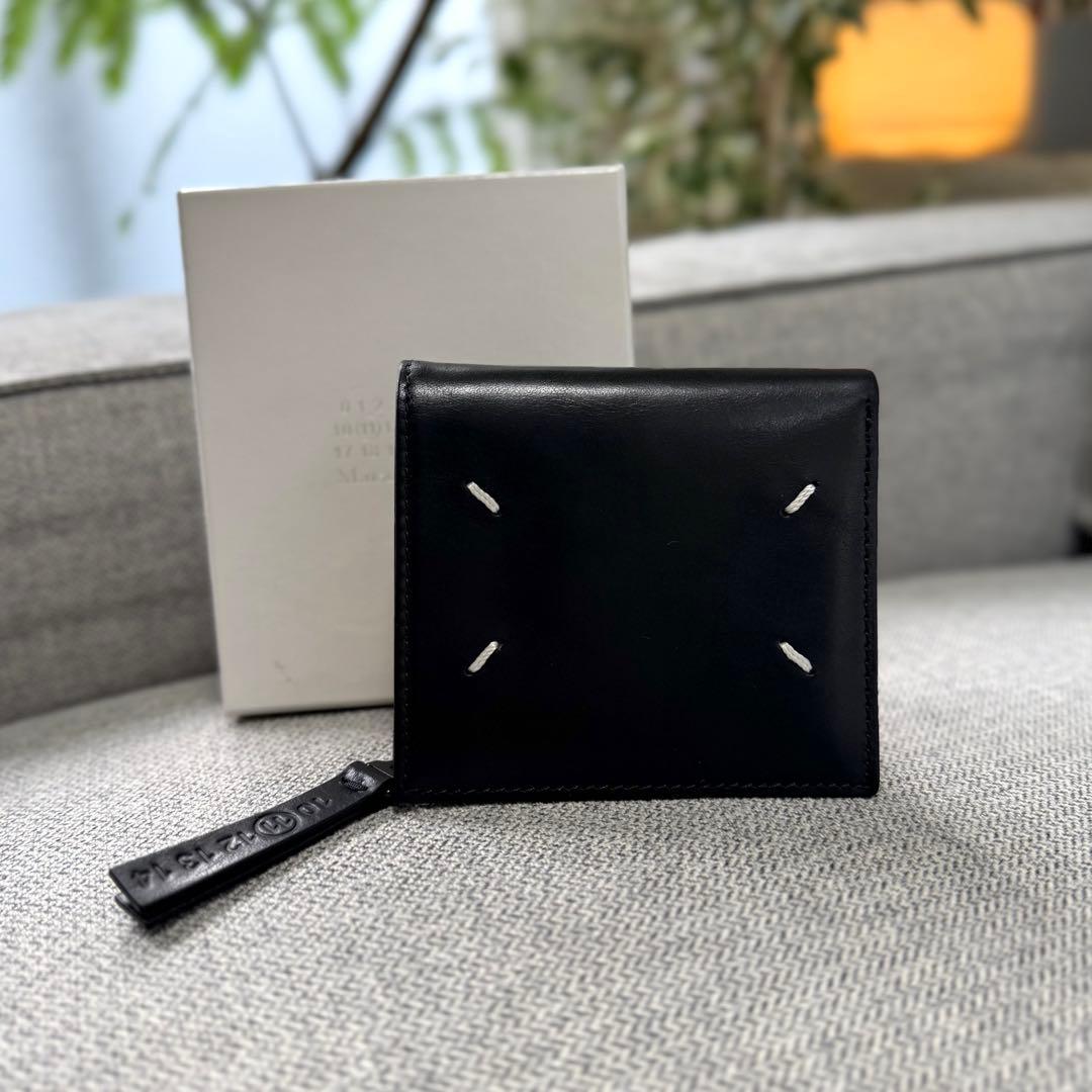 メゾン マルジェラ 4ステッチ 2つ折り財布 ブラックレザー