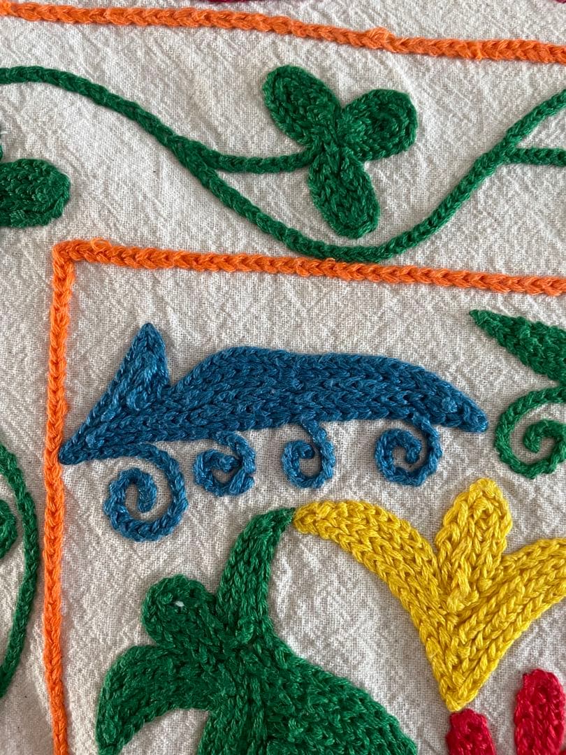 「最終価格」 スザニ刺繍　スザニ　手仕事　インド　一点もの　伝統工芸