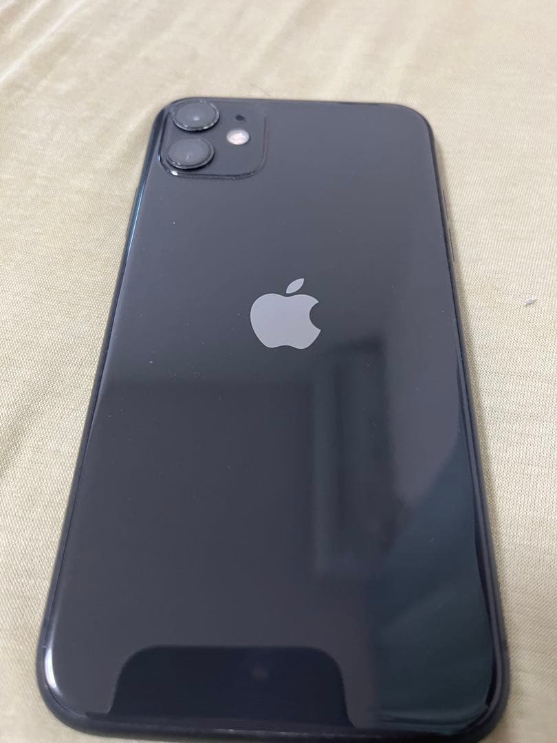 Apple iPhone 11 ブラック 64GB 本体