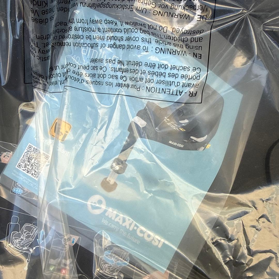 マキシコシ　ファミリーフィックス360 車載用ベース　新品未使用　ベースメント