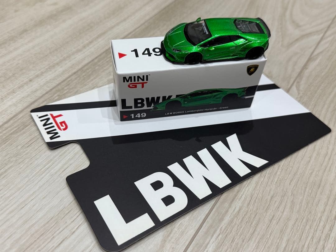 MINI GT 149 LBWORKS Huraln Green ウラカン
