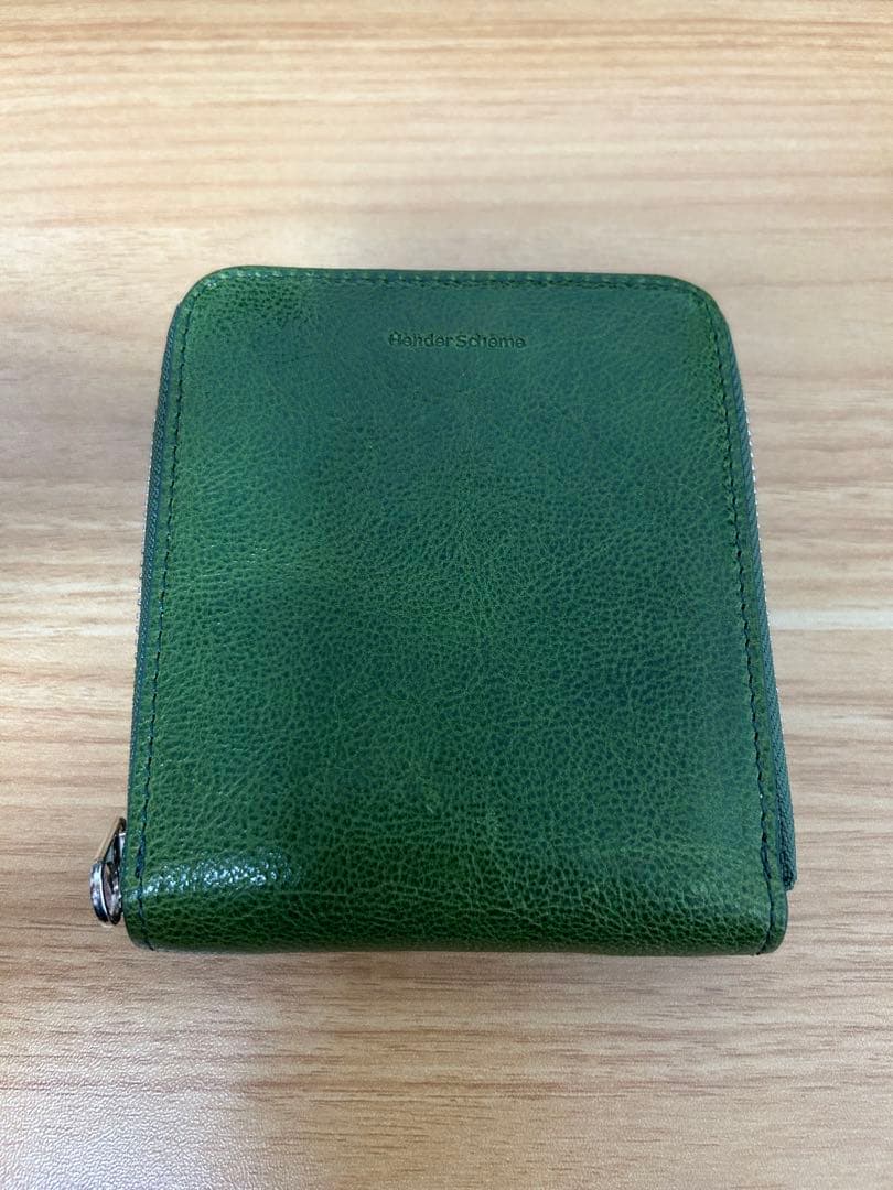 即購入OK　horizontal zip purse green