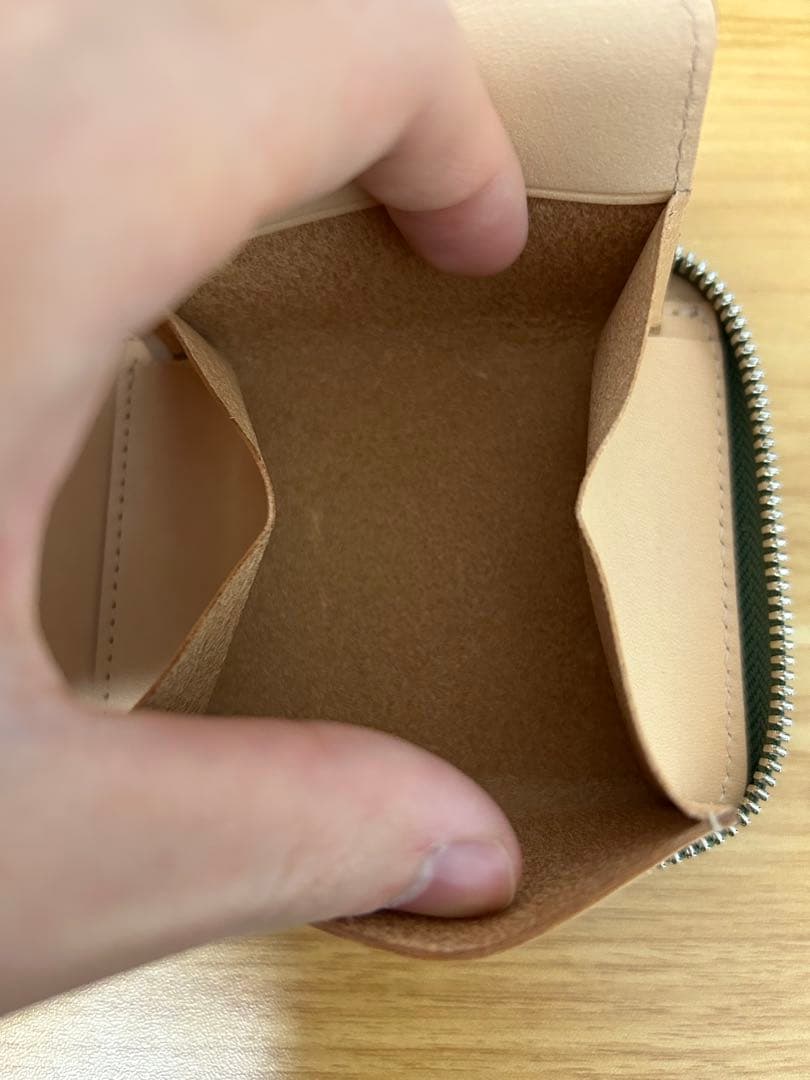 即購入OK　horizontal zip purse green