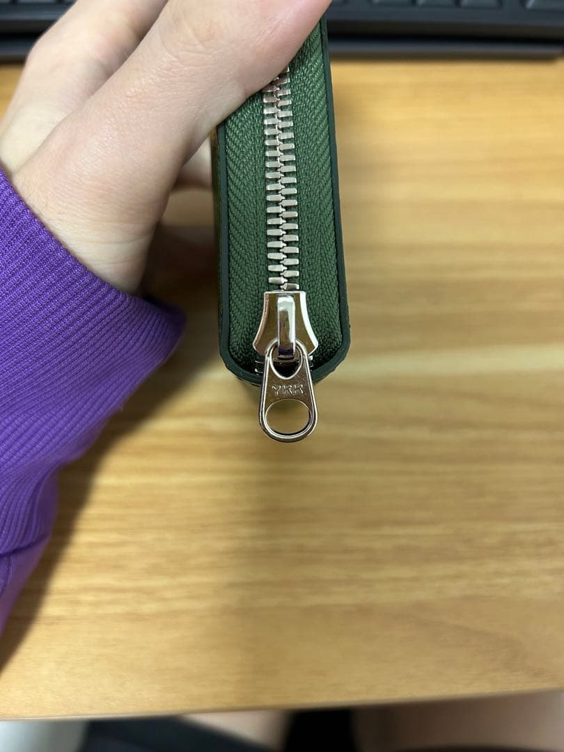 即購入OK　horizontal zip purse green