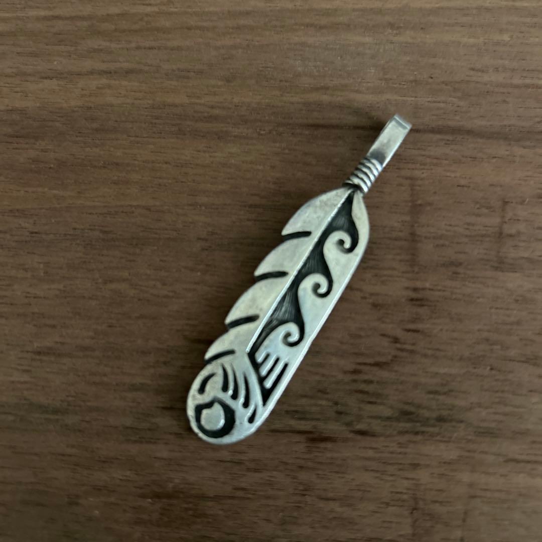 ホピ族　オーバーレイ　フェザー　ペンダントトップ