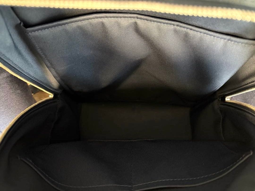 ルイヴィトン　 アントン　バックパック　ネイビー【中古】