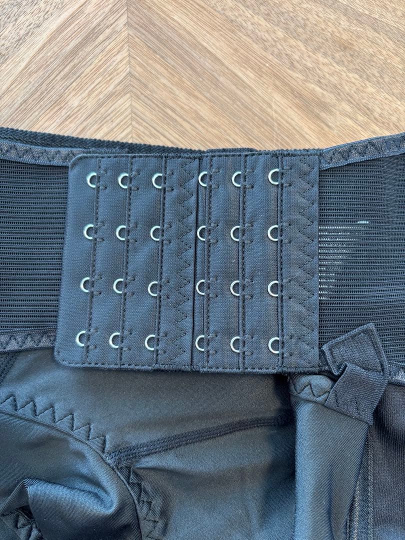 ★美品★フィットキープ2 FIT KEEP2 骨盤ベルト Mサイズ