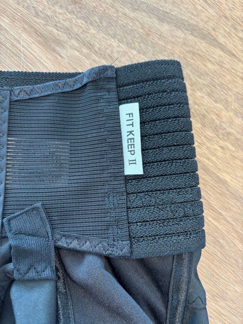 ★美品★フィットキープ2 FIT KEEP2 骨盤ベルト Mサイズ