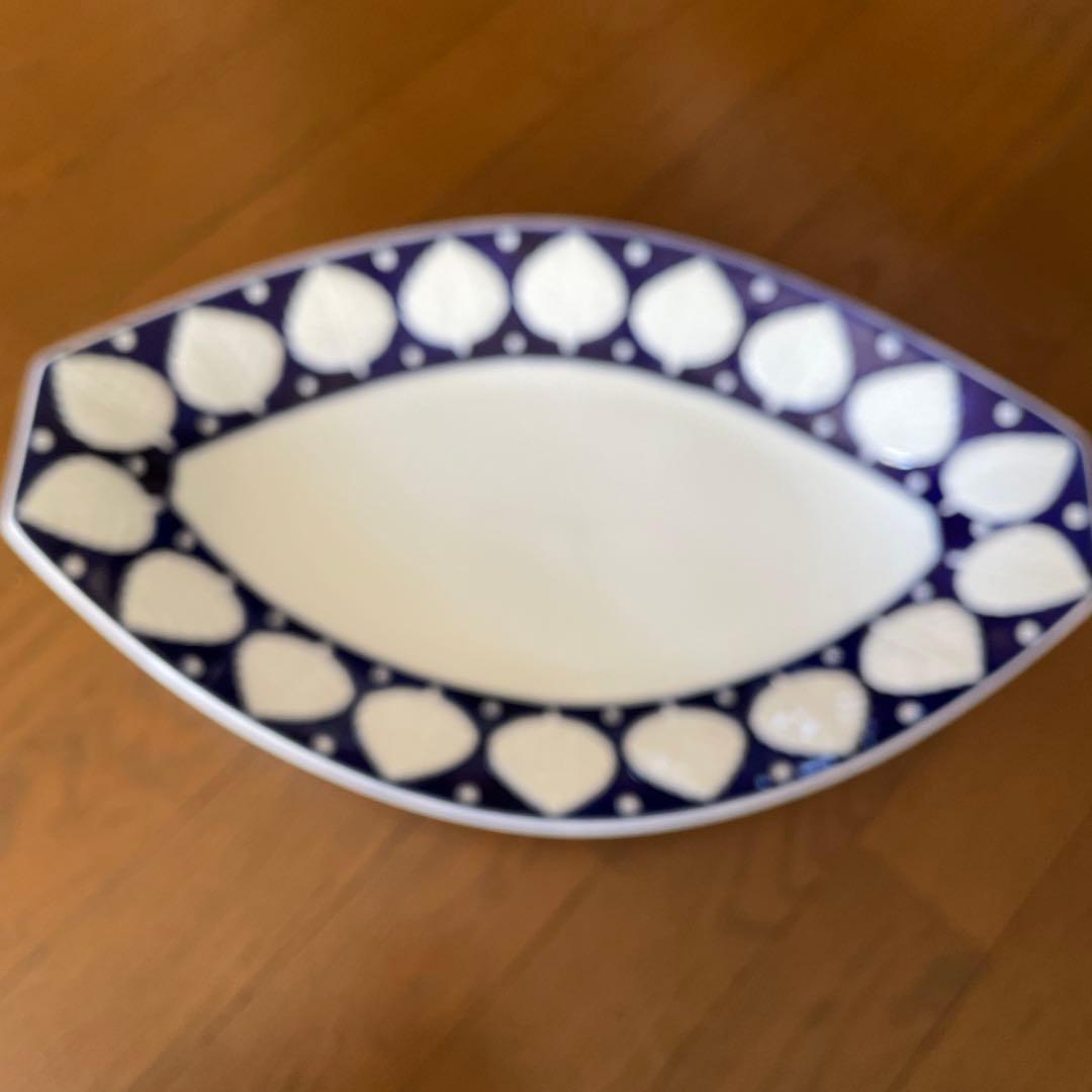 サルガデロス　オーバルプラター リーフ柄　大皿47センチ