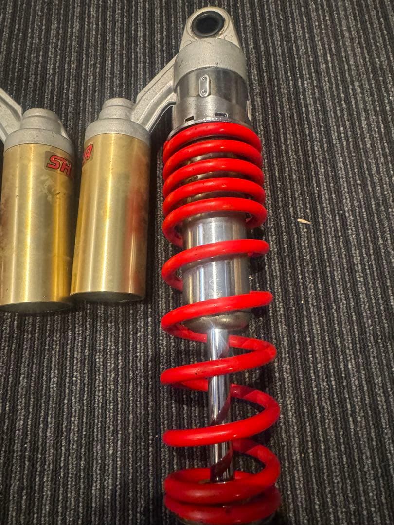 CB400SF NC42 NC39 SHOWA ショーワ製　純正リアサス