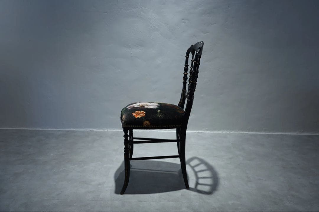 ナポレオンチェア　Napoleon Chair フランスアンティーク　花柄