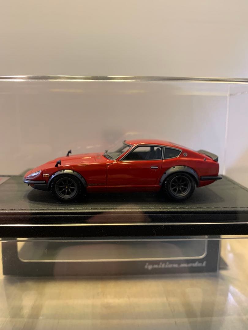 イグニッションモデル　1/43 フェアレディ　Z-G HS30 レッド