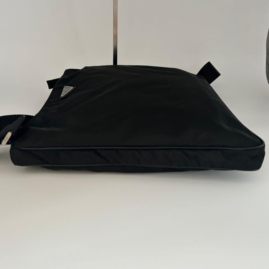 【極美品】PRADA ショルダーバッグ サコッシュ ナイロン ブラック 三角ロゴ