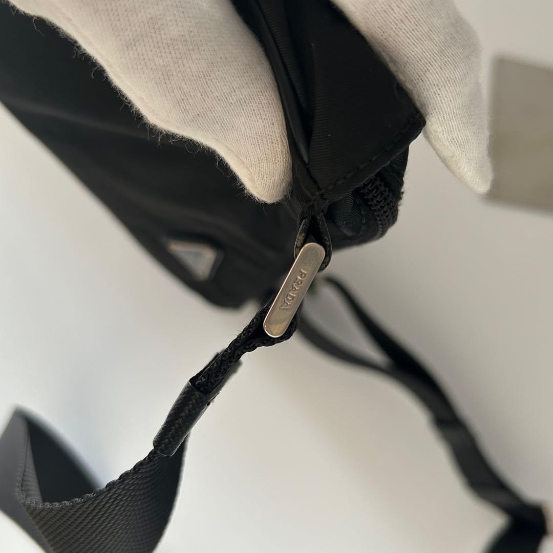 【極美品】PRADA ショルダーバッグ サコッシュ ナイロン ブラック 三角ロゴ