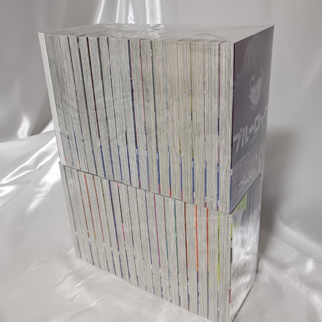 【美品！ほぼ全巻帯付き！新品巻あり！ブルーロック全36巻セット+おまけ】