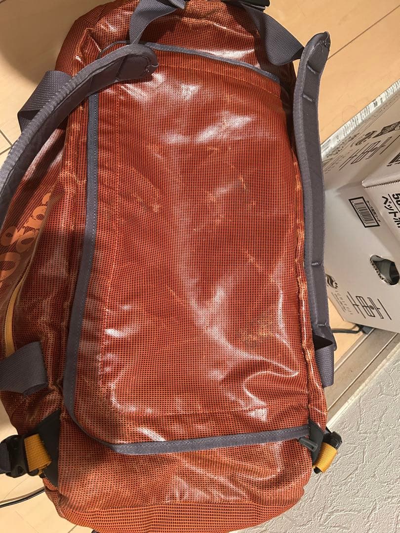 patagonia black hole duffle 60L 廃盤