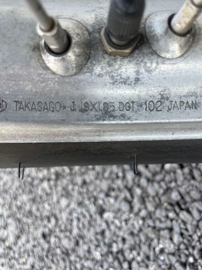 sr400 フロントホイール　19インチ