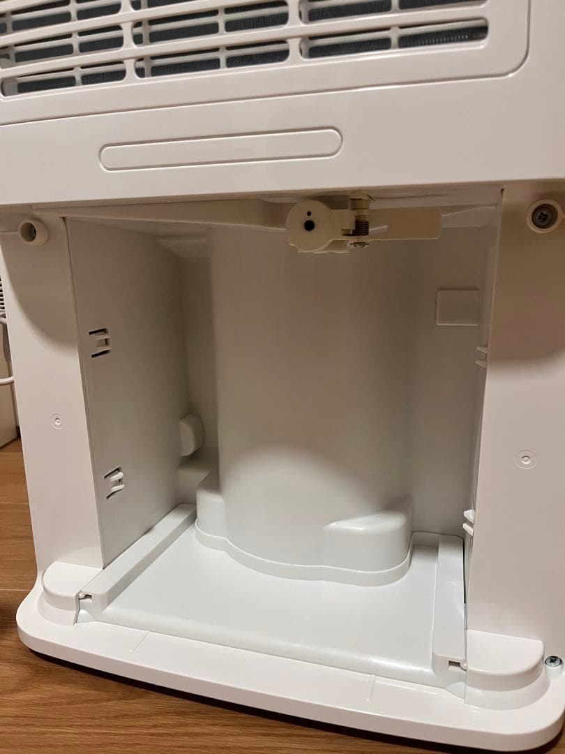 【アイリスオーヤマ】衣類乾燥除湿機 IJC-H140