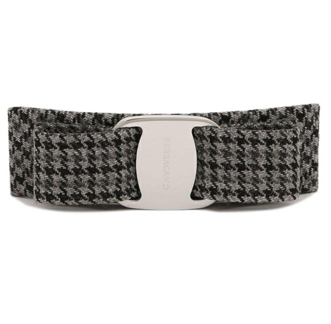 フェラガモ　バレッタ　未開封