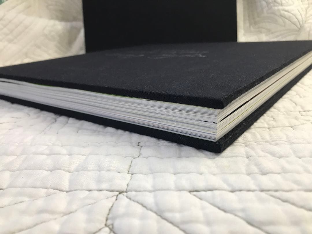 ダグ・ハイド|画集とイラスト「The Man Behind The Smile」