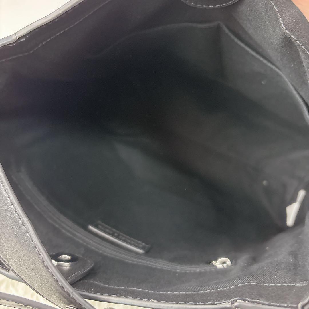 美品✨CHARLES&KEITH チャールズ&キース 2wayハンドバッグ 黒