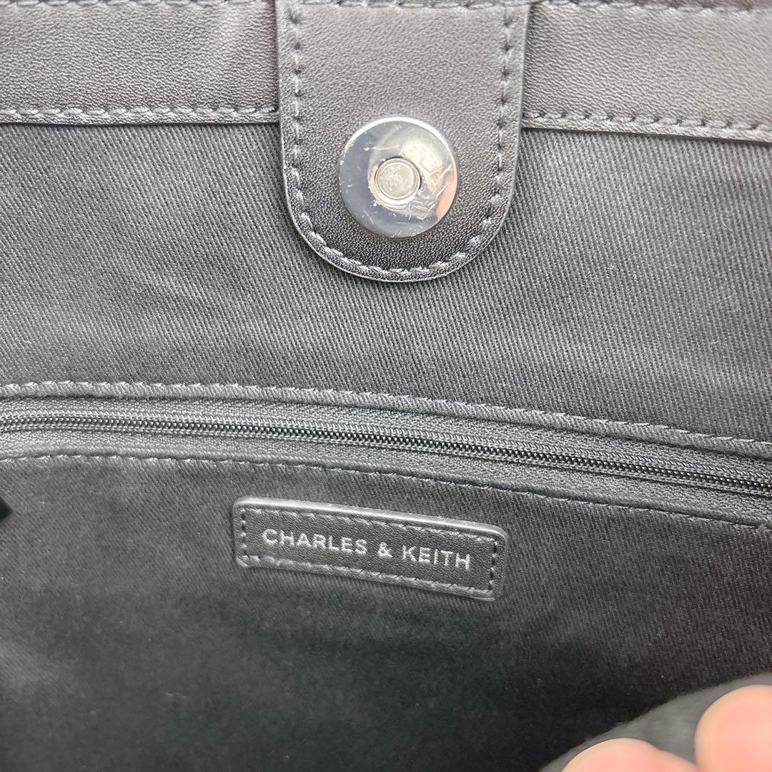 美品✨CHARLES&KEITH チャールズ&キース 2wayハンドバッグ 黒