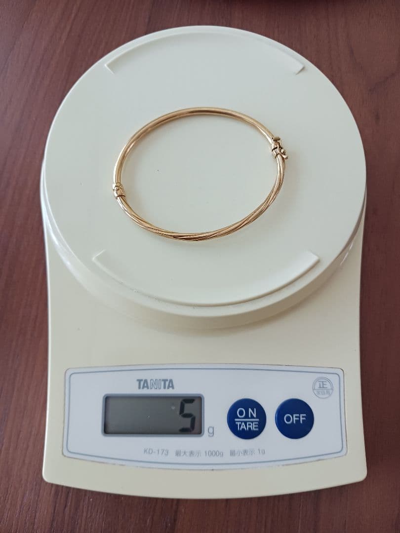 ウノアエレ　バングルブレスレット　k18