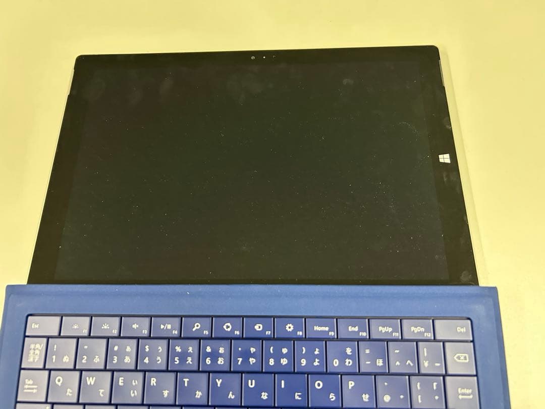 Office付！Microsoft Surface Pro3 充電回数少！