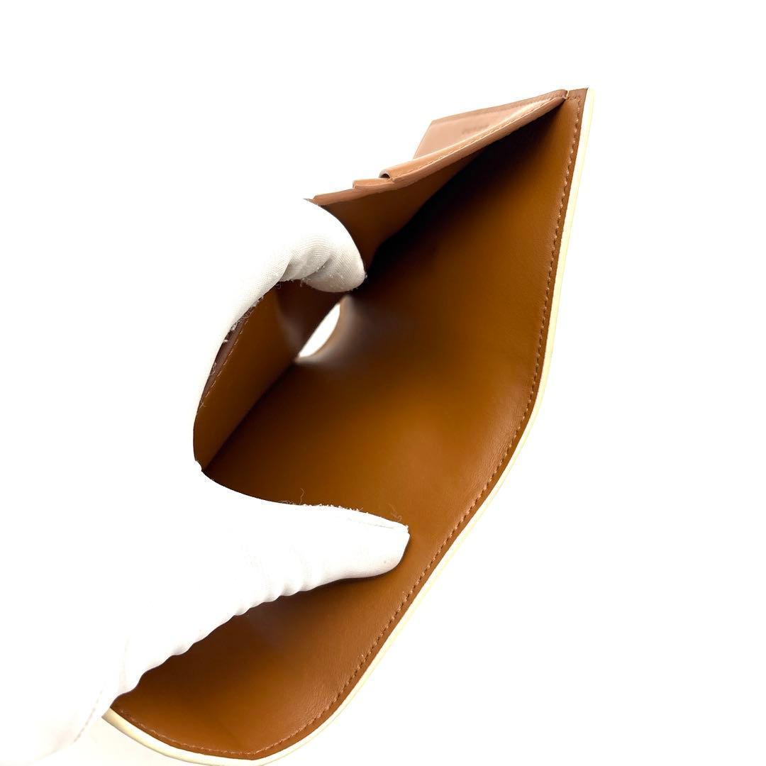 現行◆極美品◆CELINE 三つ折り財布 トリオンフ マカダム柄 ホワイト