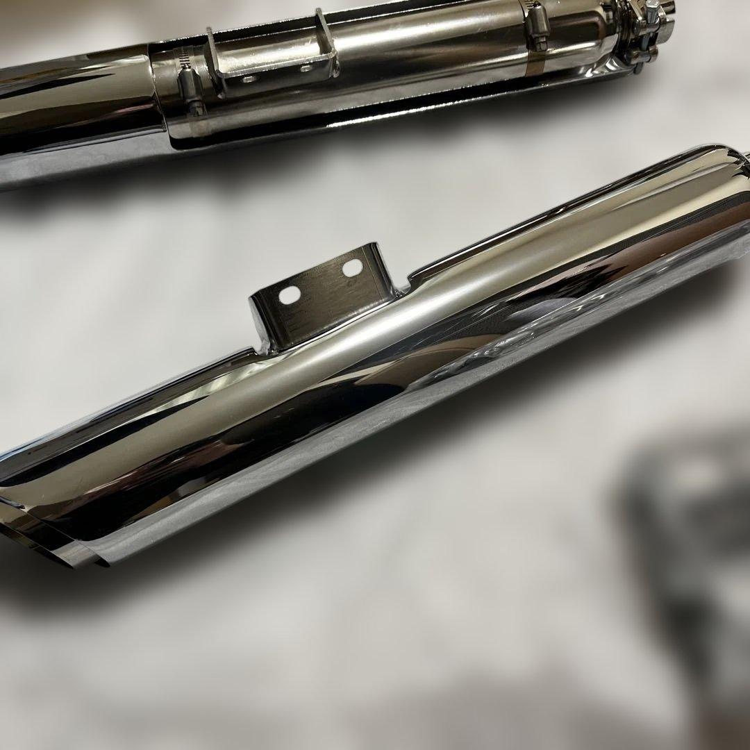 VANCE&HINES　ツインスラッシュ　クワイエットバッフル組込済　ソフテイル