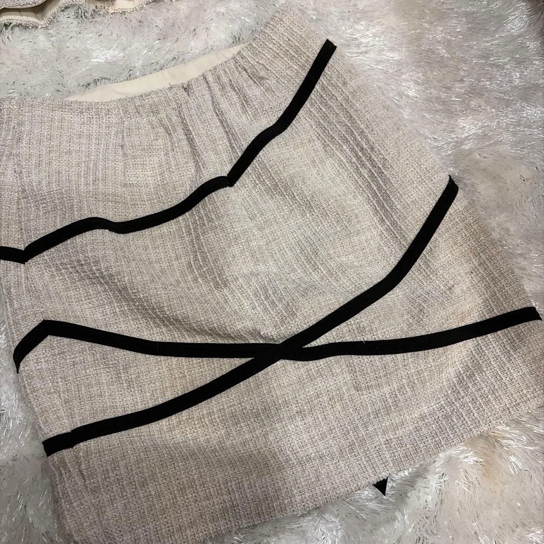 オフショルダー ツイード風ドレス