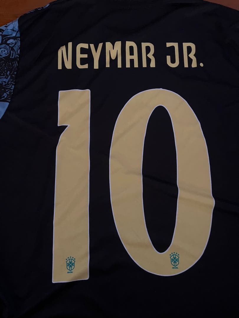 ゲキサカ様からMVPとしてもらった　ブラジル代表シャツ　　日本では出回りません！