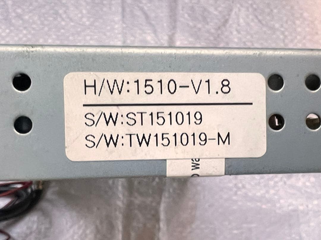 カロッツェリア GEX-909DTV 4x4地デジチューナーとインターフェース