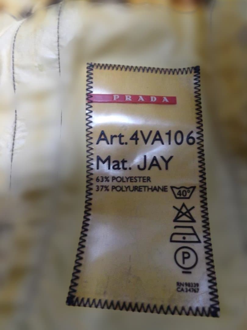 プラダ　ネイビー トートバッグ シンプル