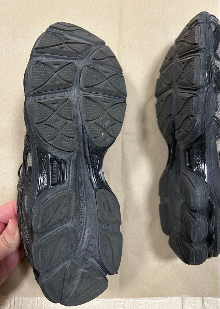 ASICS GEL-CUMULUS セシリー 23.5cm