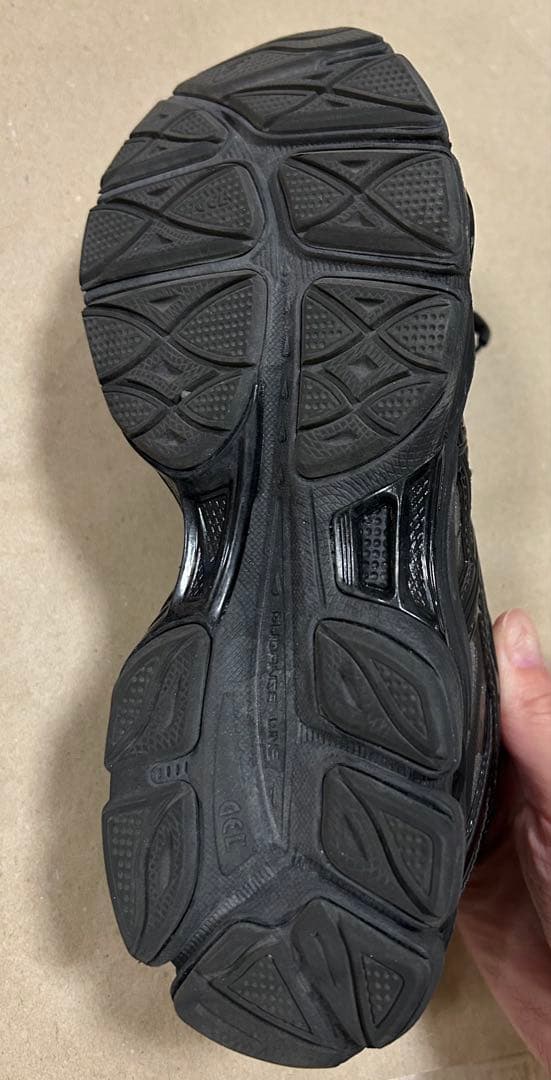 ASICS GEL-CUMULUS セシリー 23.5cm