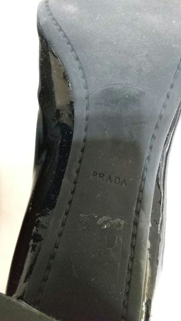 PRADA ブラック エナメル ヒール サイズ38