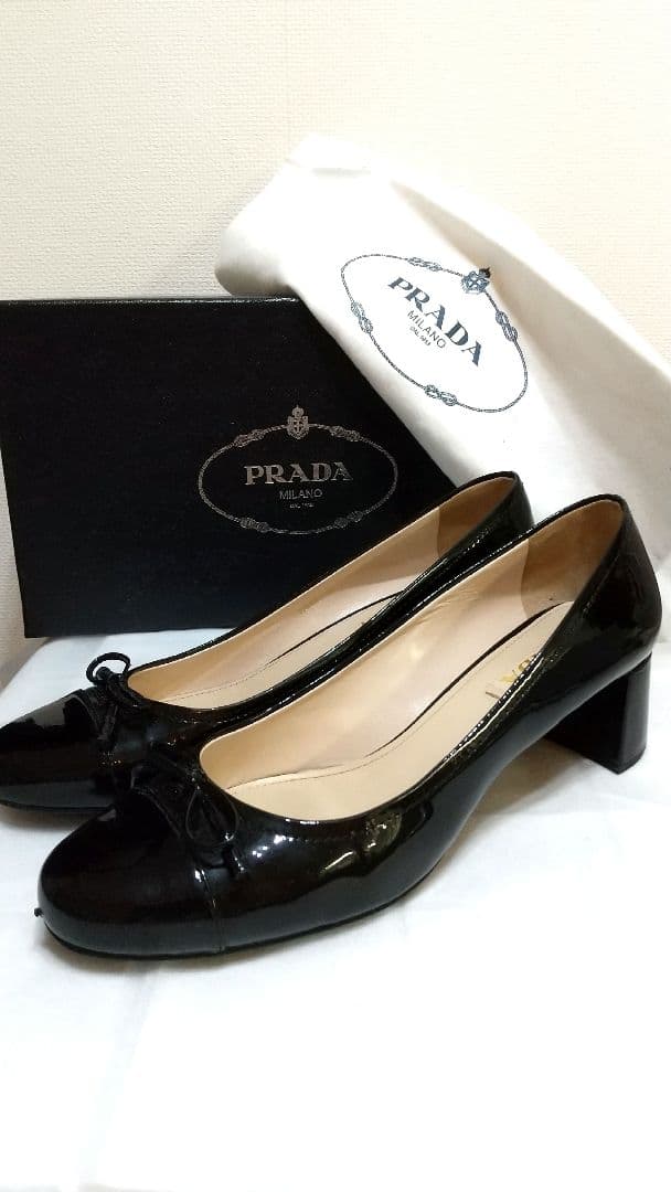 PRADA ブラック エナメル ヒール サイズ38
