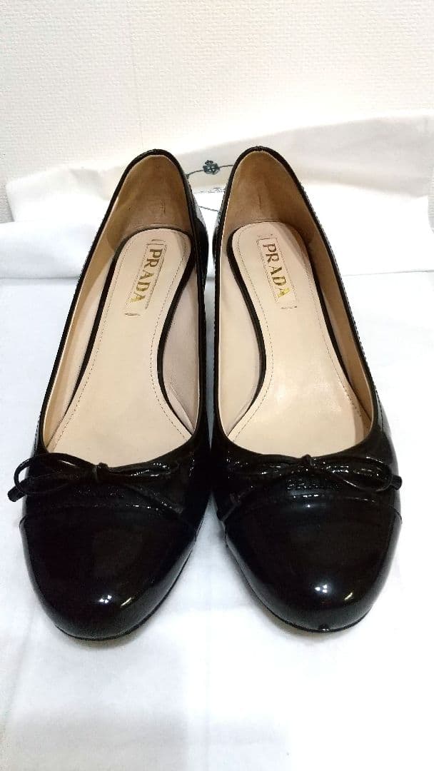 PRADA ブラック エナメル ヒール サイズ38